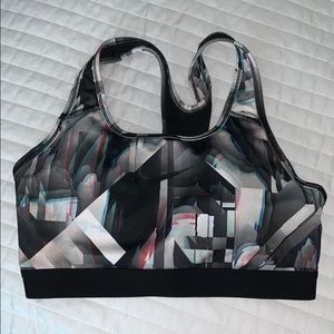 dri fit sports bra